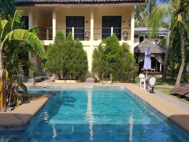 Lalaguna Beach Club And Dive Centre Puerto Galera Kültér fotó